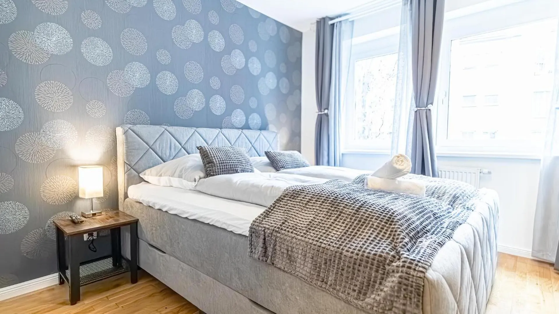 9-Min To City Center, Comfy 1Br,1Lr W Balcony Vienna