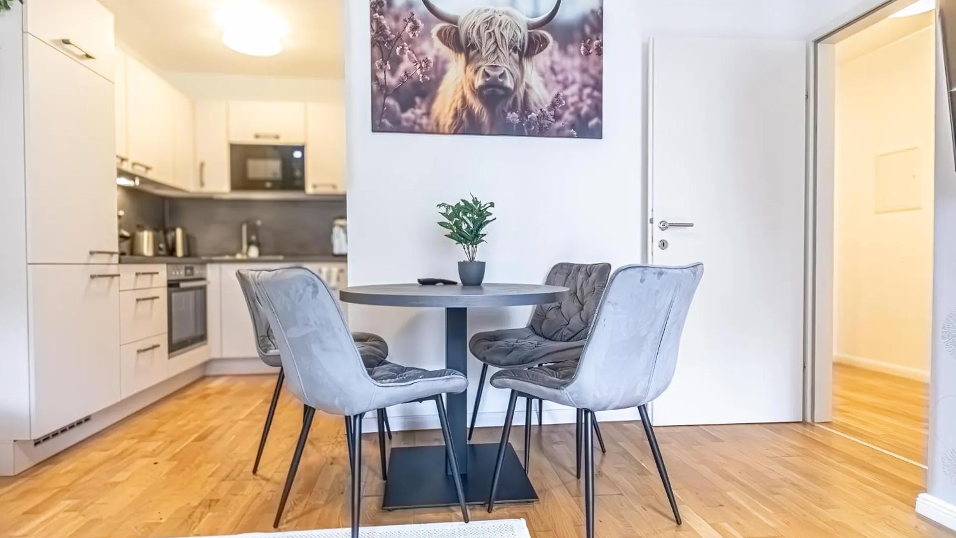9-Min To City Center, Comfy 1Br,1Lr W Balcony Vídeň